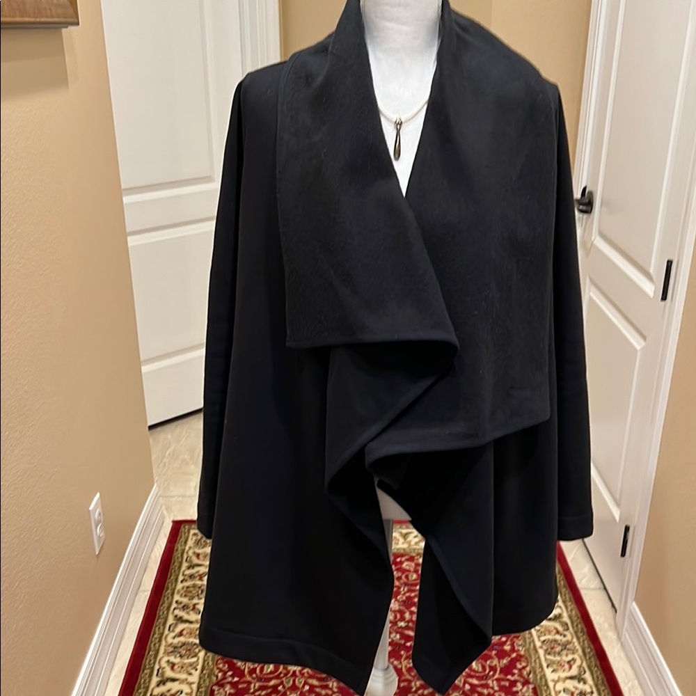 Elegant Black Women's poncho Sweater